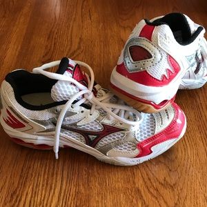 Mizuno Volleyball Shoes Size 6M